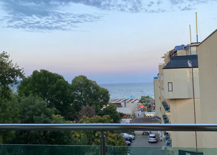 Apartman Central Beach Apartament Napospart