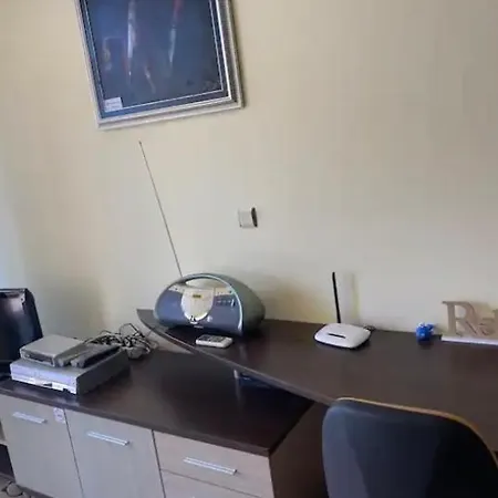 Central Beach Apartament * Σάνι Μπιτς